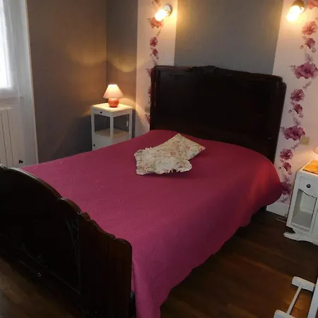 Independant, 2 Ch, Proche A5, Jardin Clos, Garage - Fr-1-611-111 Holiday home Richebourg (Haute-Marne)